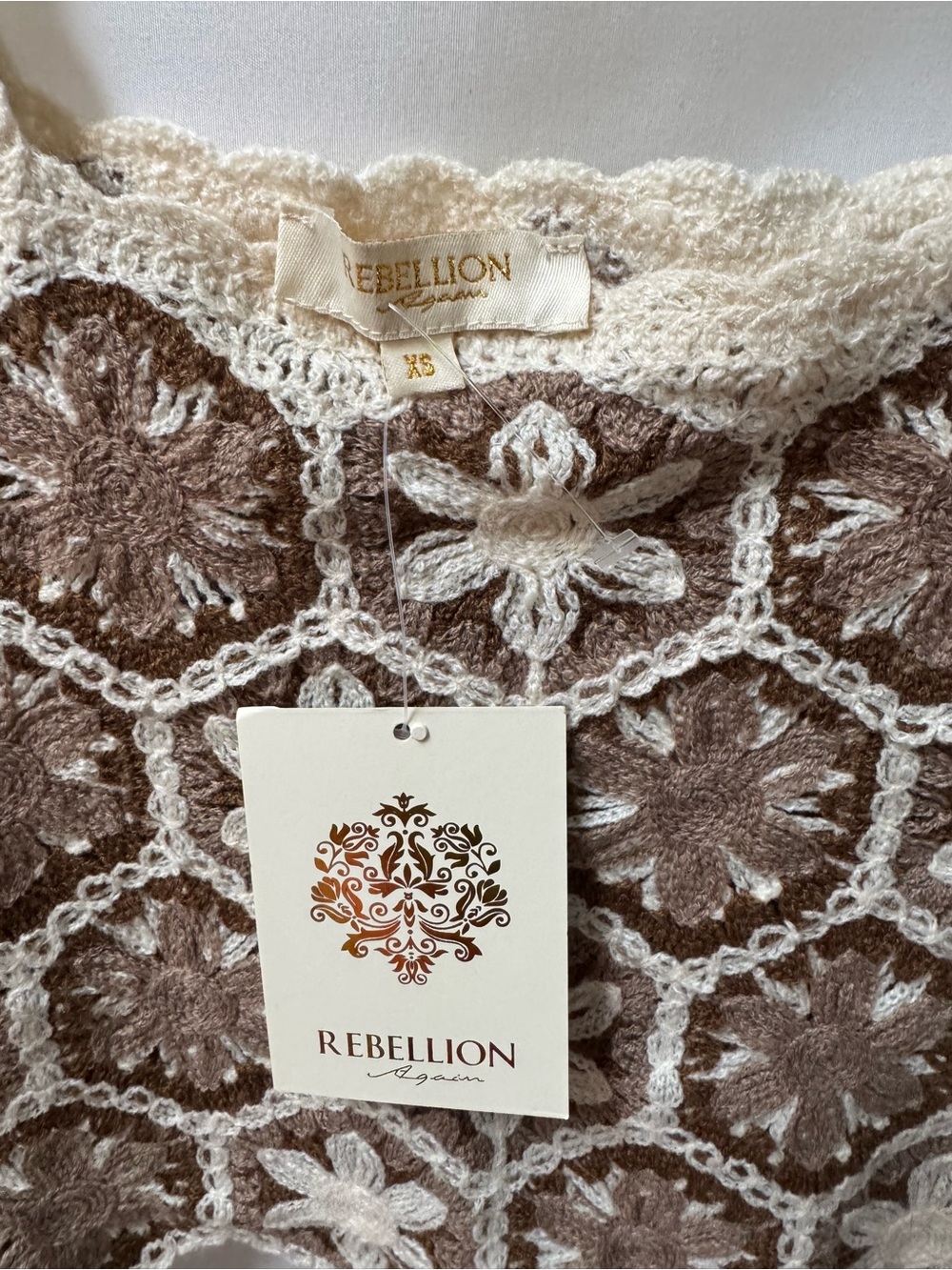 NWT Rebellion Again Crochet Hexagon Floral Boho Crop Top Extra Small XS - Picture 3 of 6